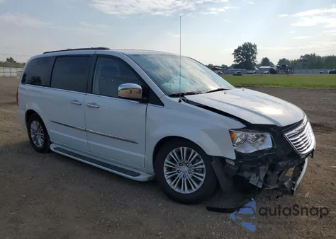 2016 Chrysler Town & Country Touring L from USA, damaged, VIN 2C4RC1CG7GR208728